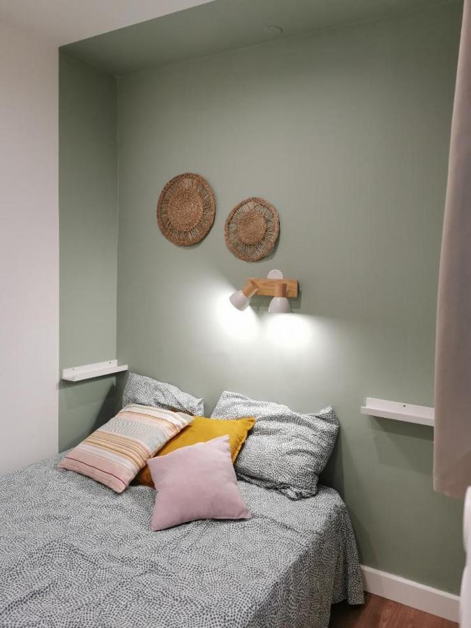 Appartements Acces Prive Plage De La Bergerie イエール エクステリア 写真